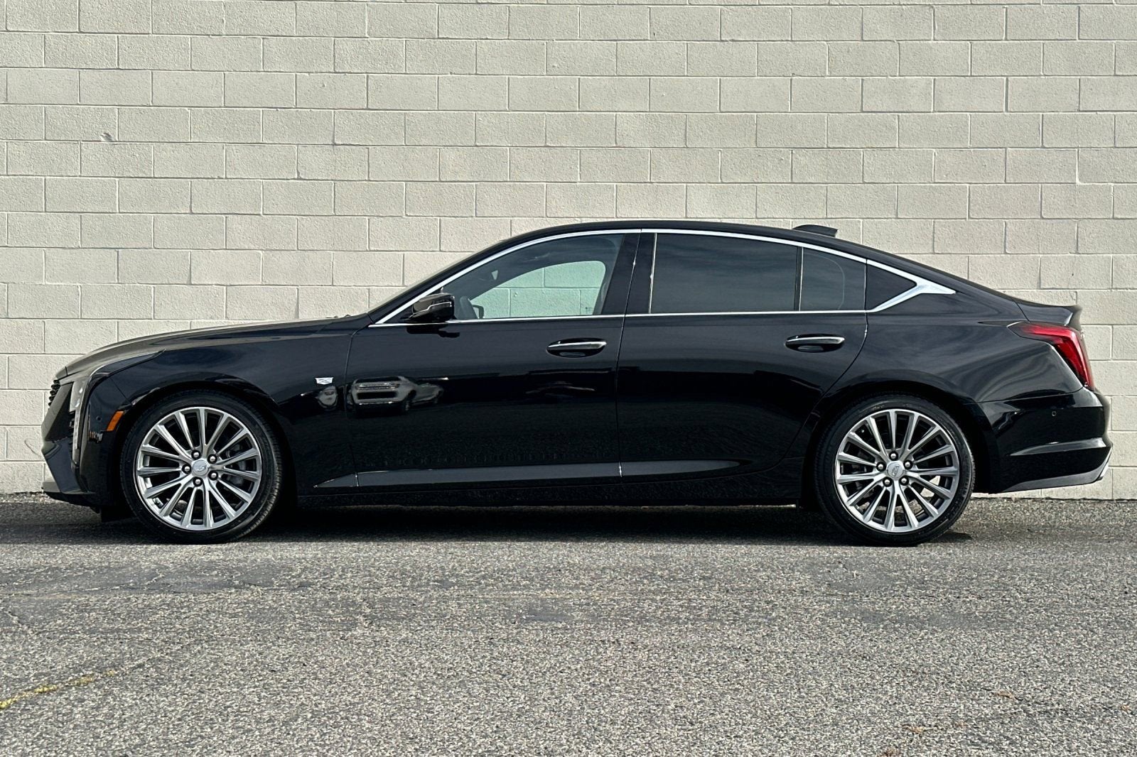 2025 Cadillac CT5 Premium Luxury