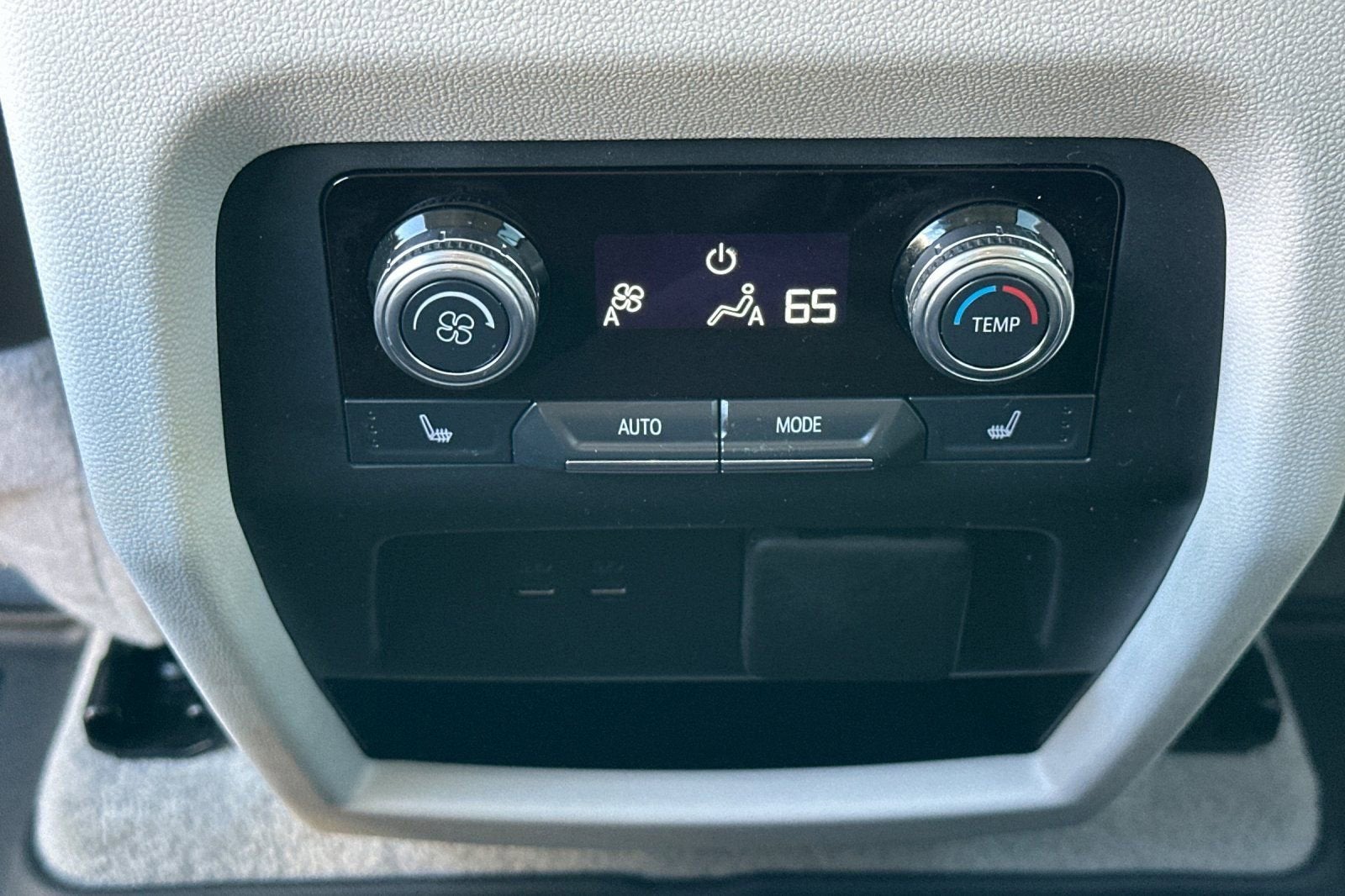 2025 GMC Acadia Denali