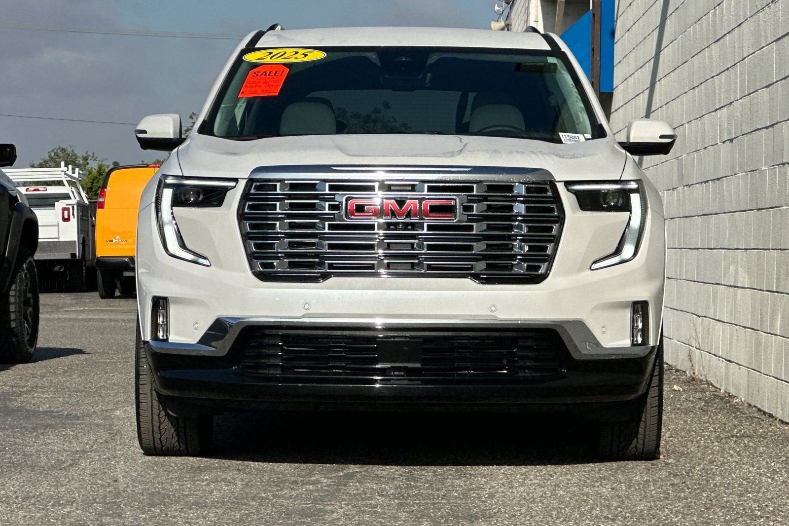 2025 GMC Acadia Denali