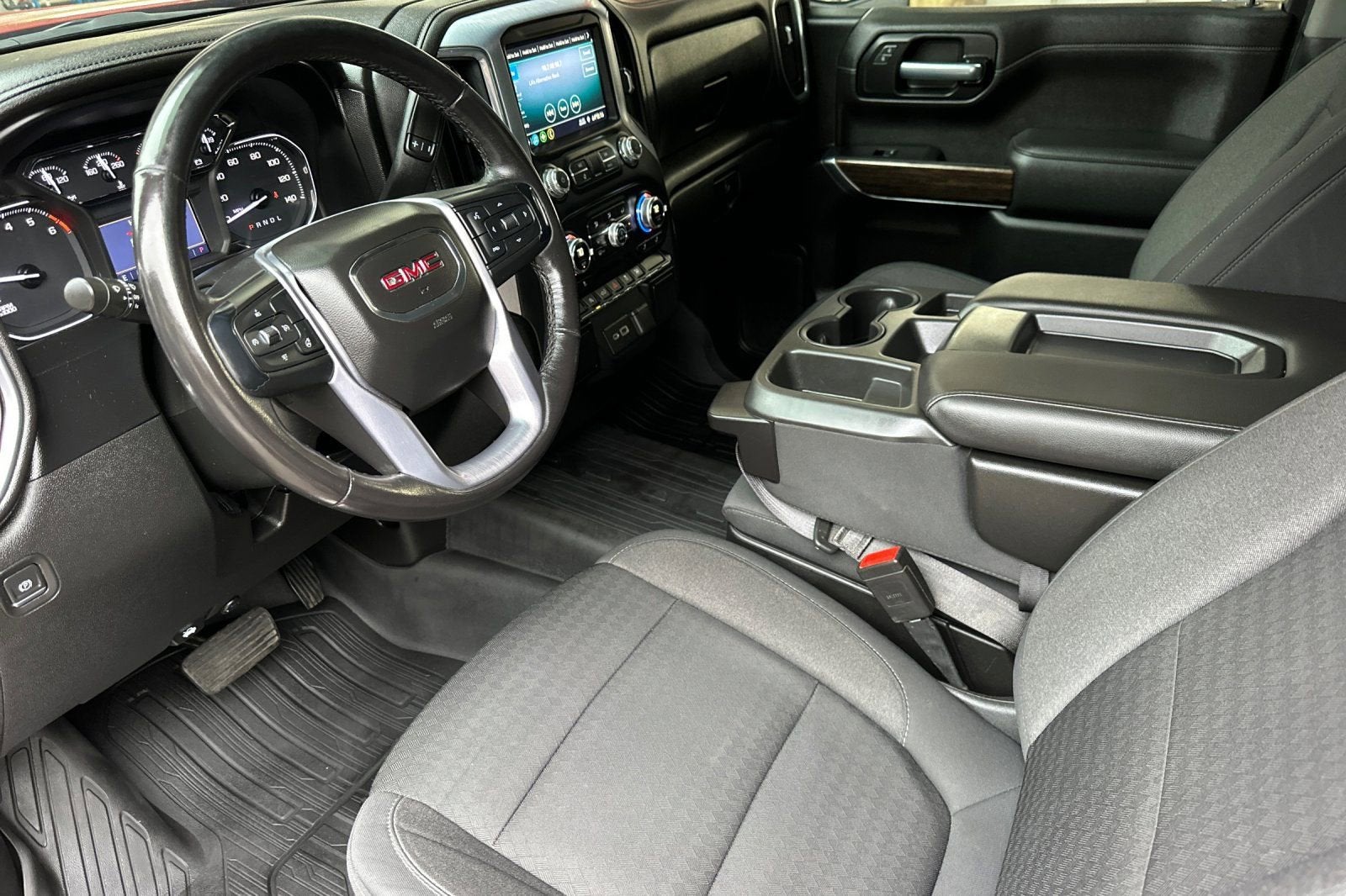 2020 GMC Sierra 1500 SLE