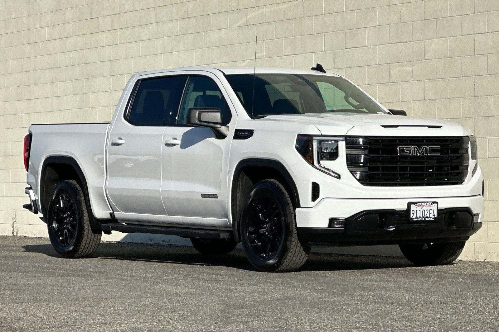 2025 GMC Sierra 1500 Elevation