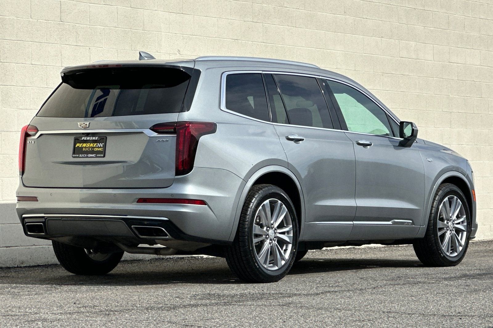 2024 Cadillac XT6 Premium Luxury