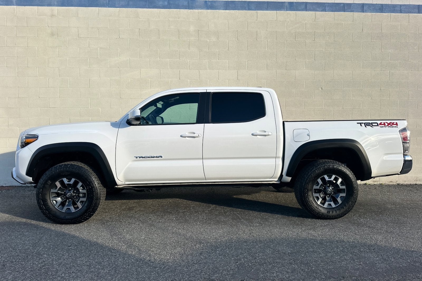 2023 Toyota Tacoma 4WD SR