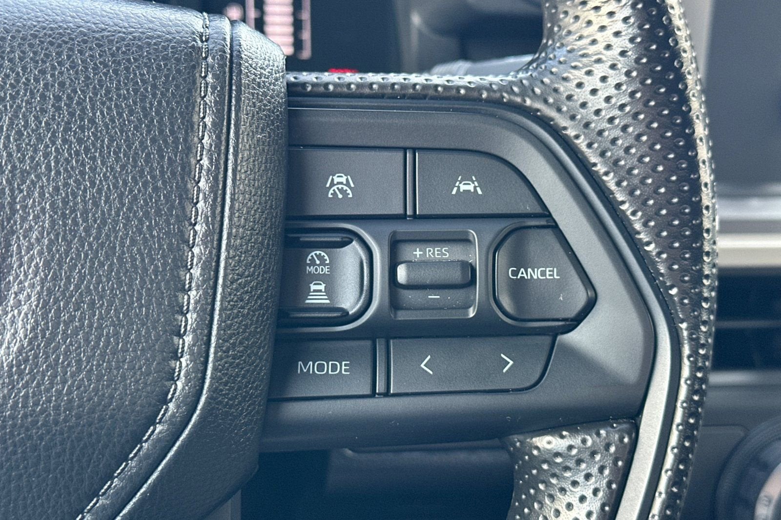 2025 Toyota Tacoma 2WD SR5