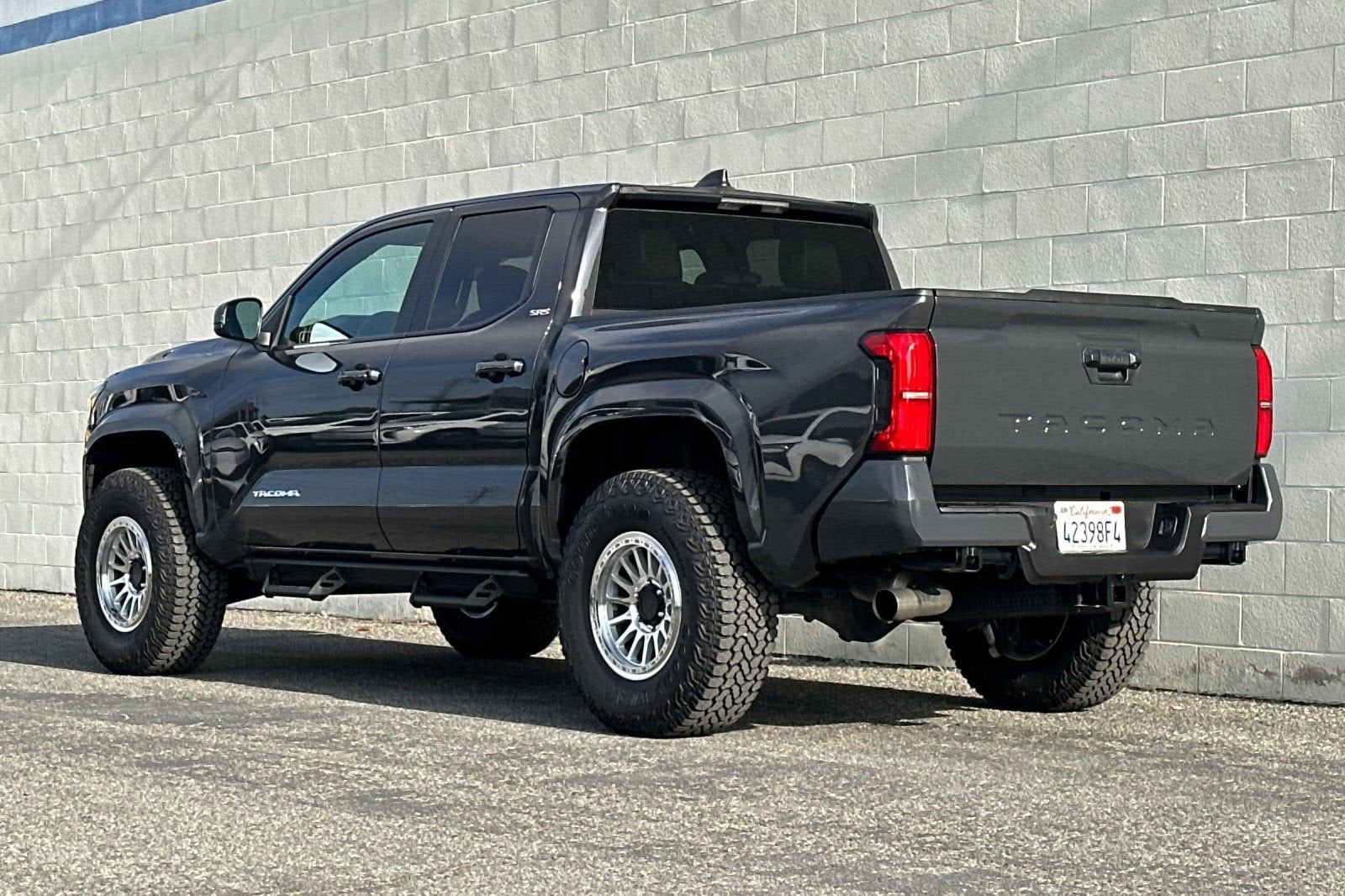 2025 Toyota Tacoma 2WD SR5