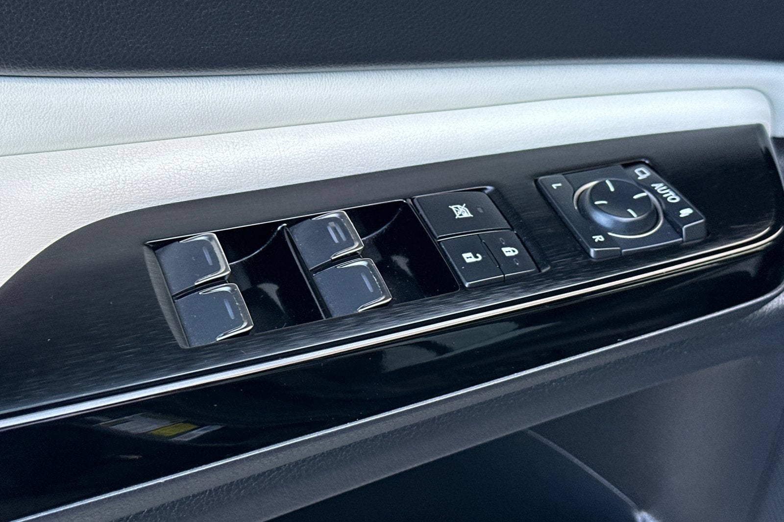 2023 Lexus ES ES 350 F SPORT Handling