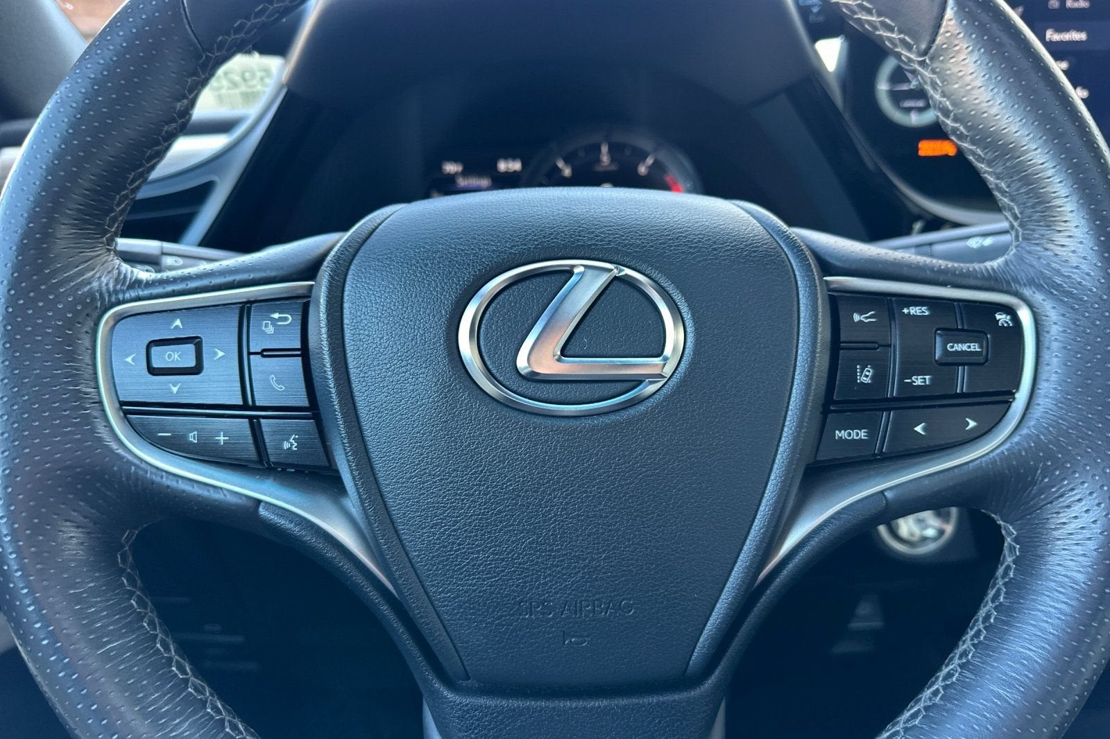 2023 Lexus ES ES 350 F SPORT Handling