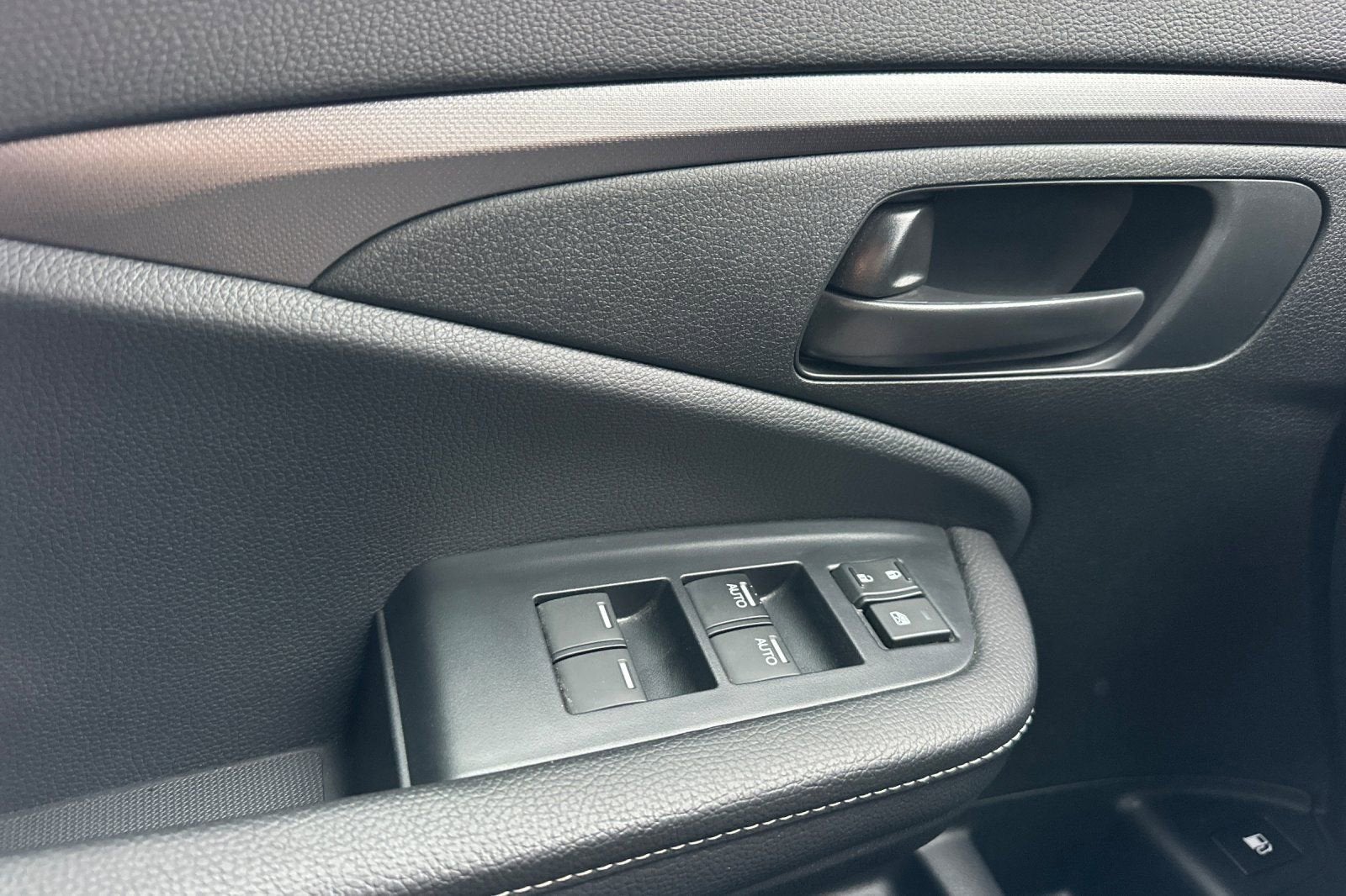 2025 Honda Ridgeline Sport