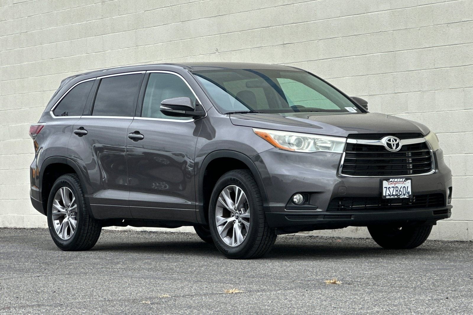 2016 Toyota Highlander LE Plus