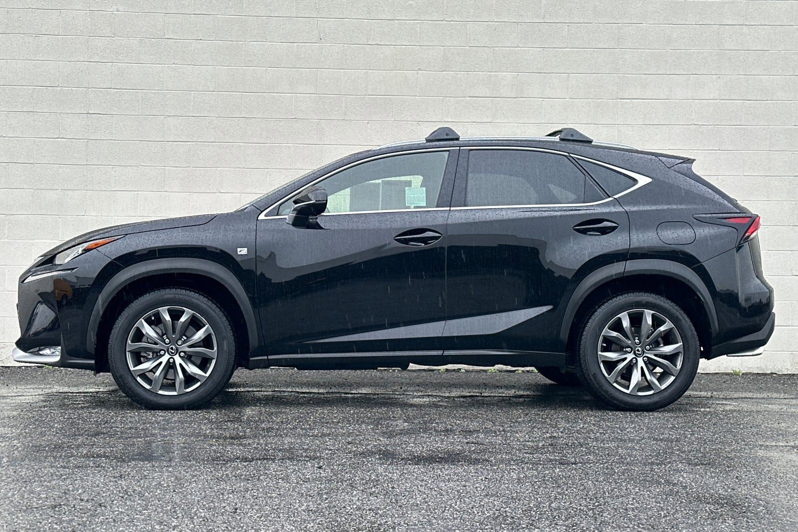 2015 Lexus NX 200t LUXU