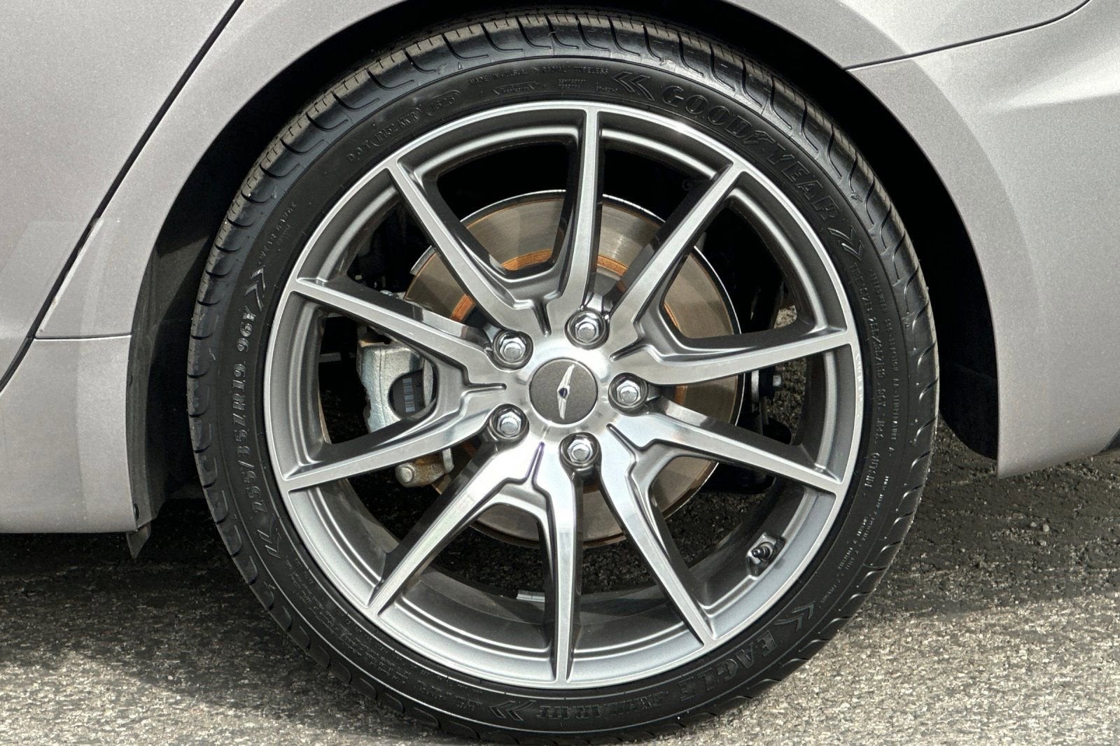 2023 Genesis G70 2.0T