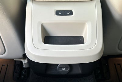 2022 Volvo V60 Cross Country T5