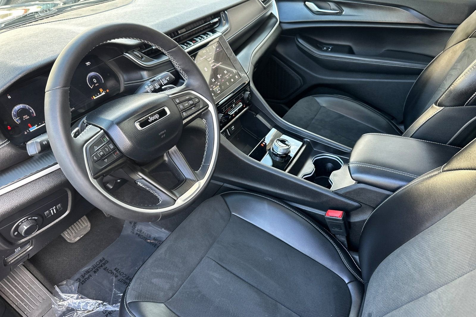 2025 Jeep Grand Cherokee L Altitude X 4x2