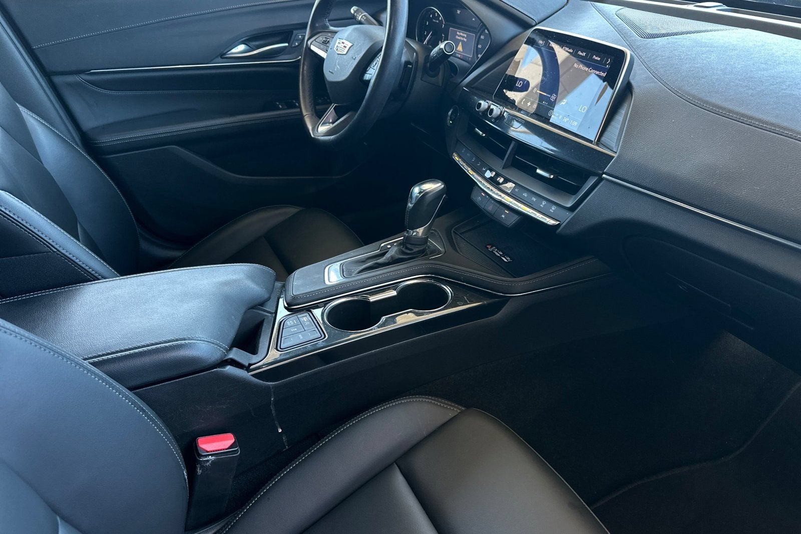 2024 Cadillac CT4 Luxury