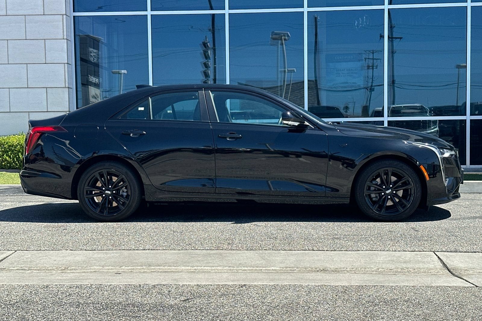 2024 Cadillac CT4 Luxury