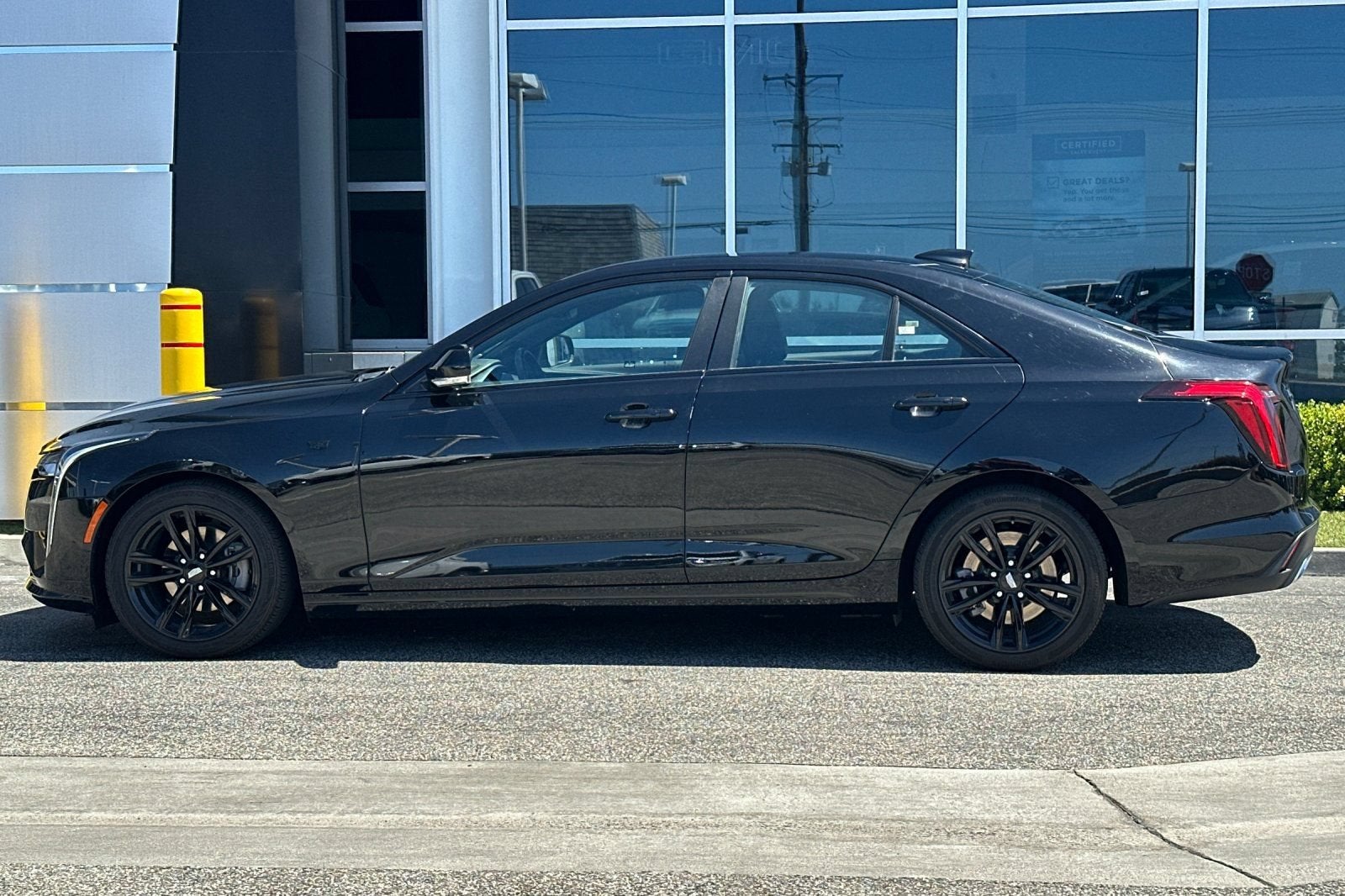 2024 Cadillac CT4 Luxury
