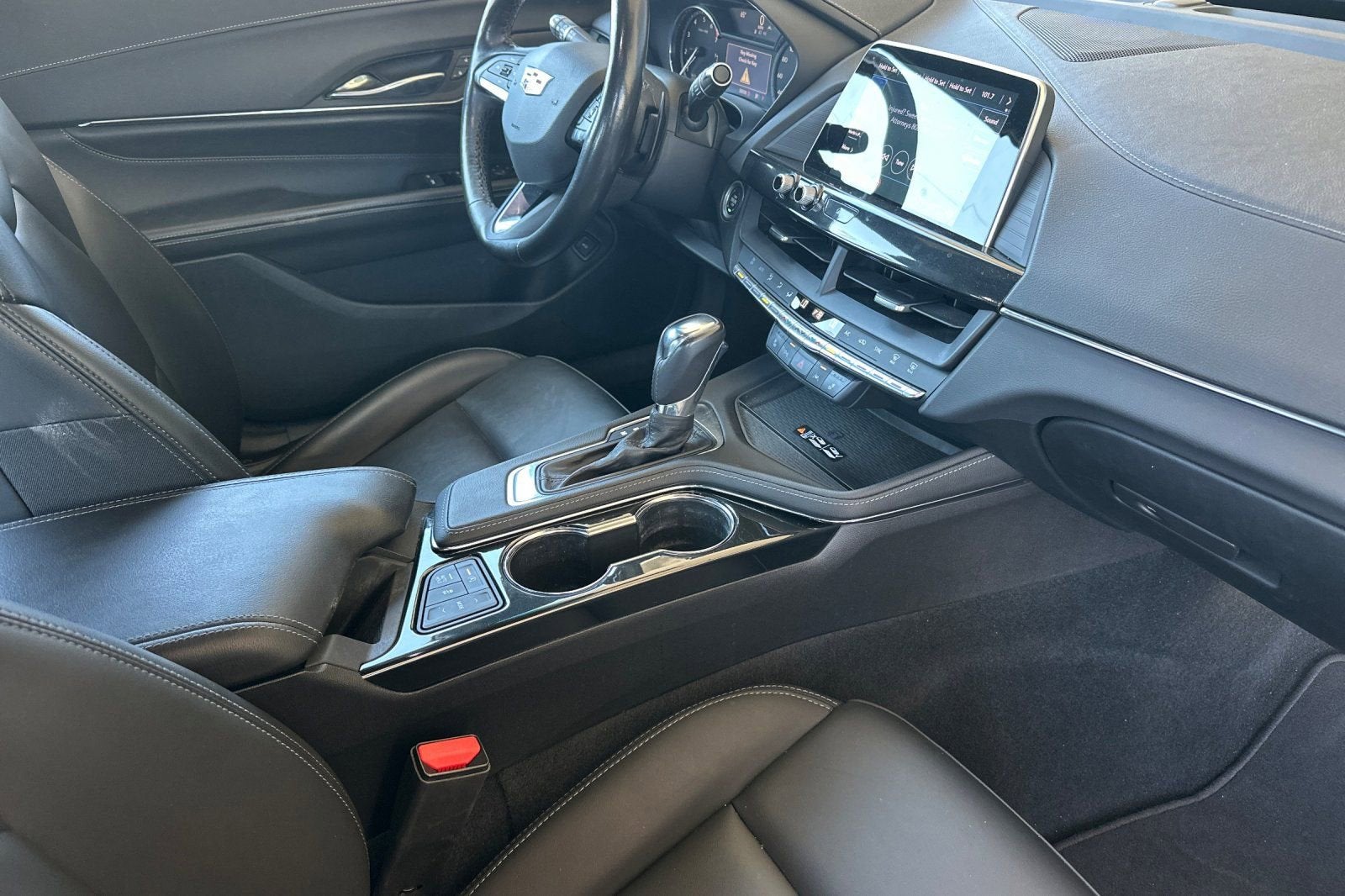 2023 Cadillac CT4 Luxury