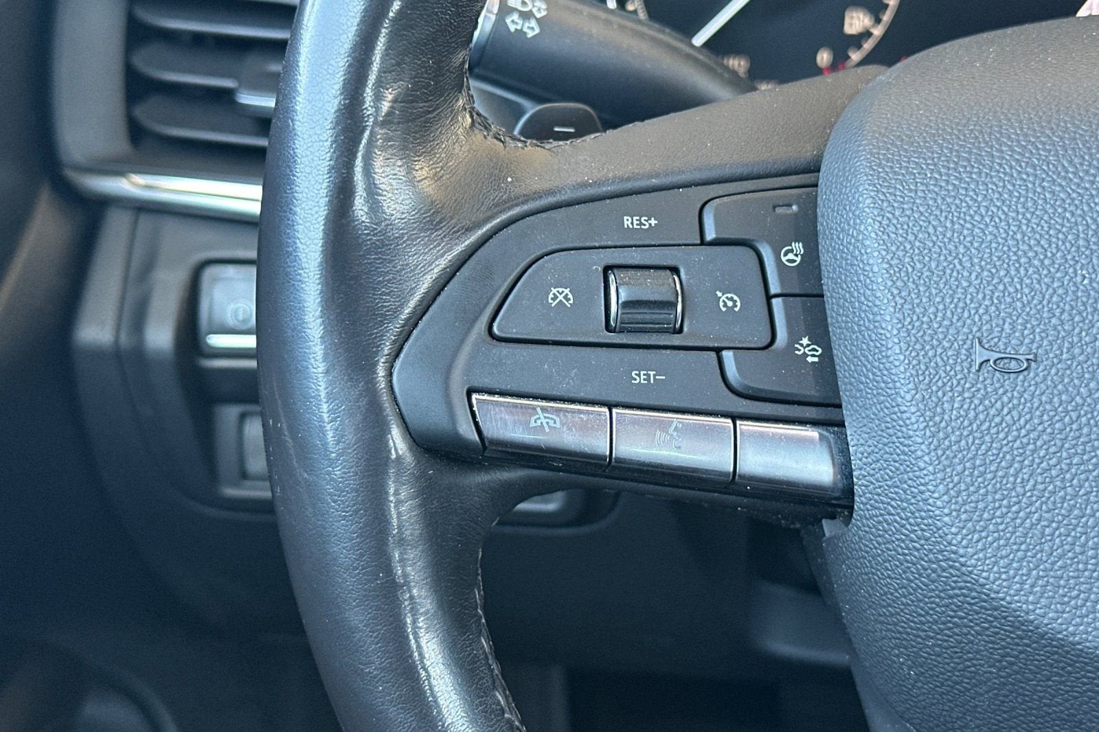 2023 Cadillac CT4 Luxury