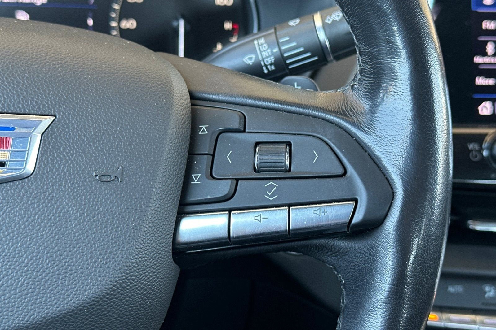 2023 Cadillac CT4 Luxury