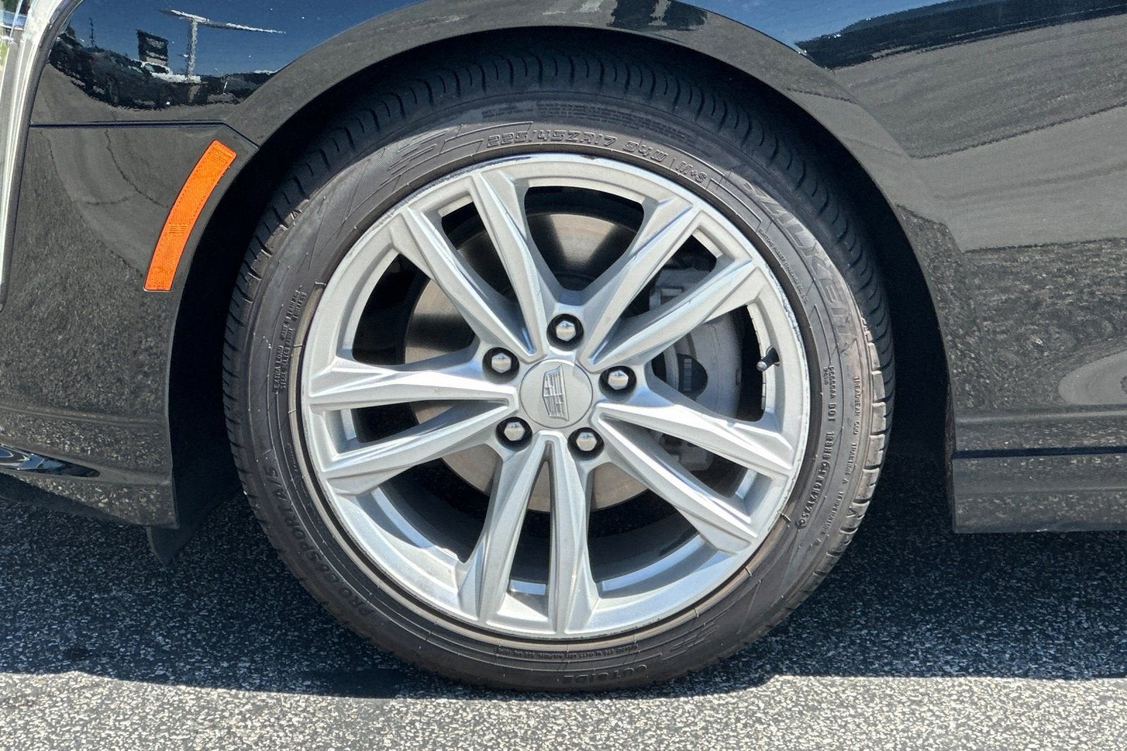 2023 Cadillac CT4 Luxury