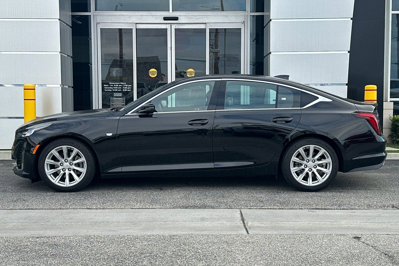 2023 Cadillac CT5 Luxury