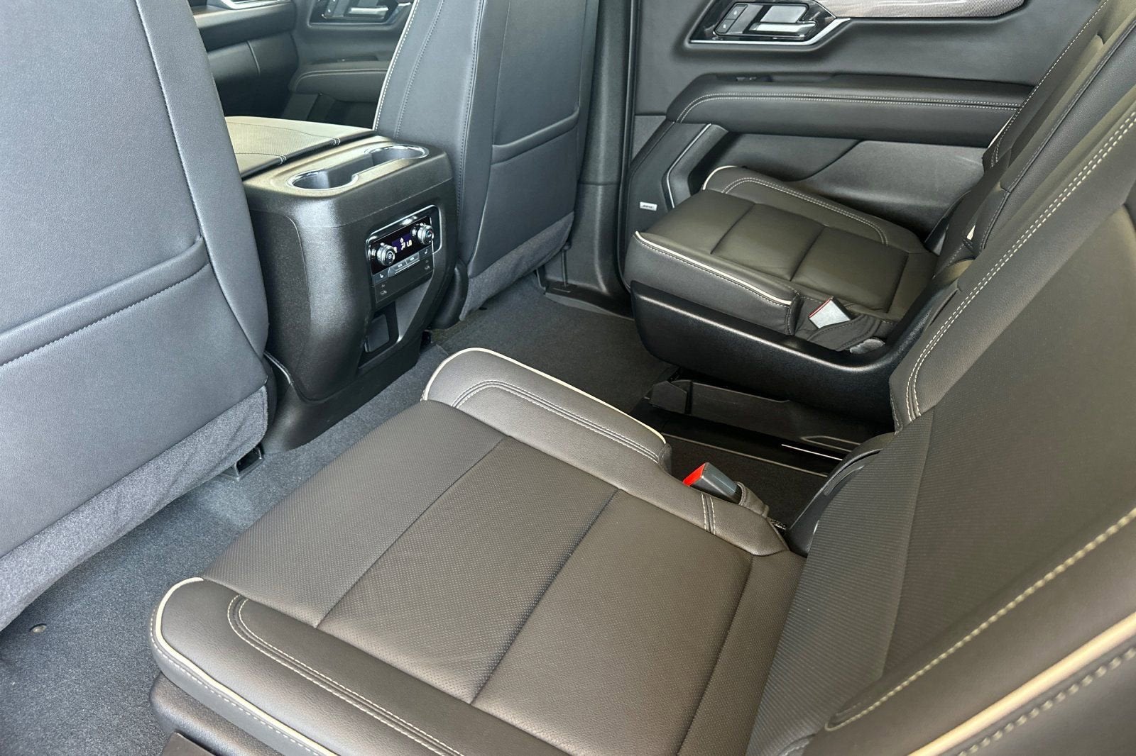 2025 GMC Yukon XL Elevation