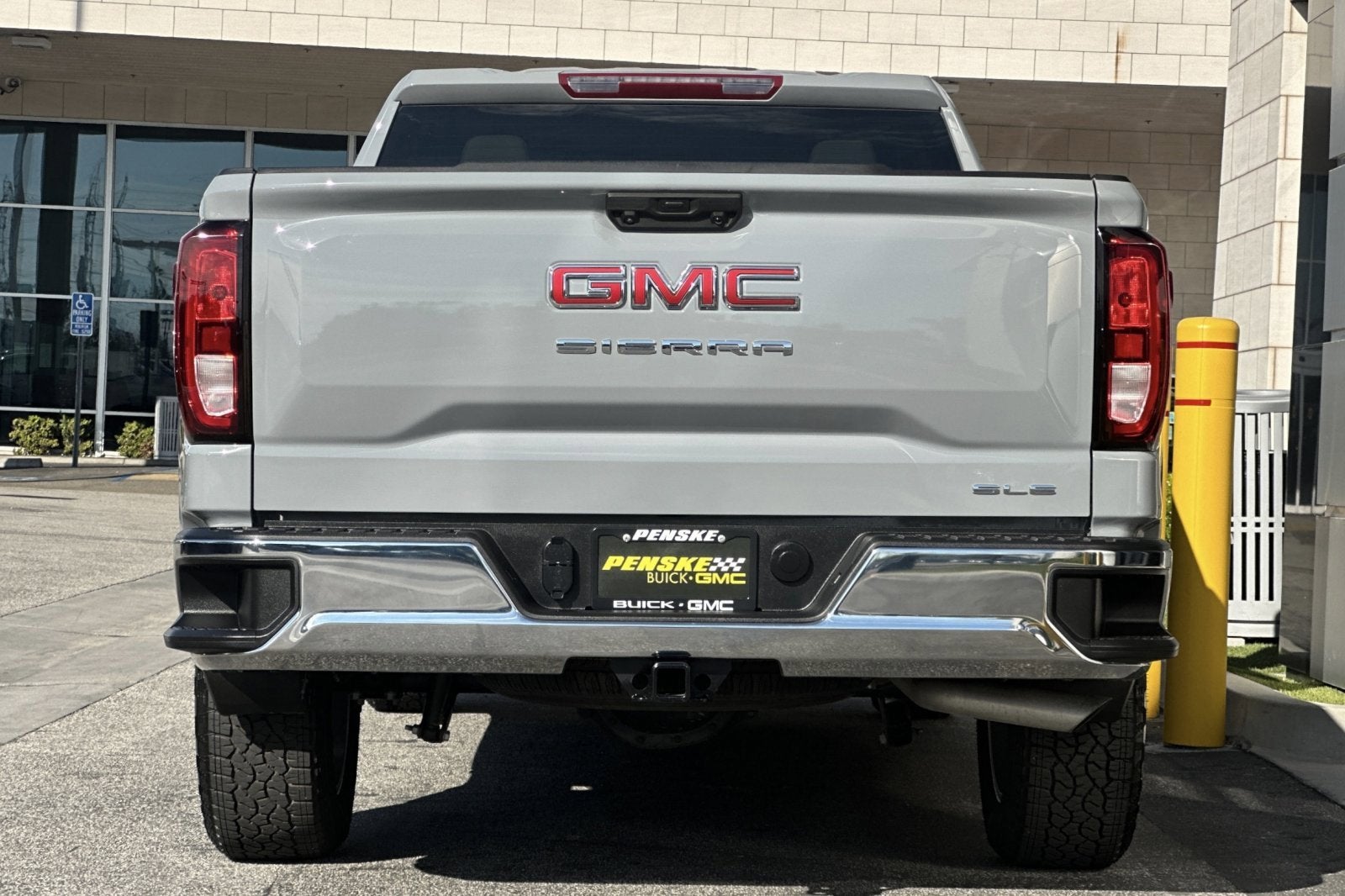 2025 GMC Sierra 1500 SLE