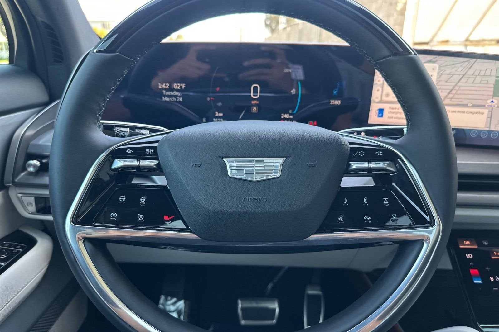 2026 Cadillac VISTIQ Luxury