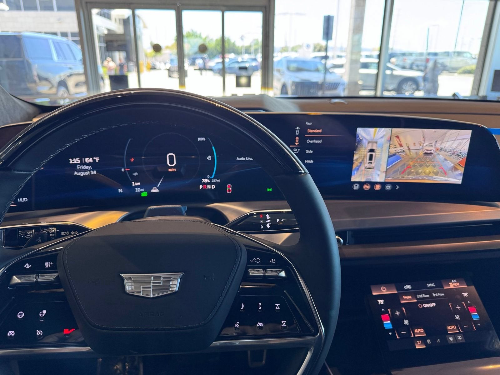 2027 Cadillac VISTIQ Platinum