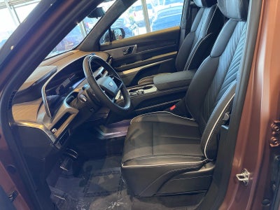 2027 Cadillac VISTIQ Platinum