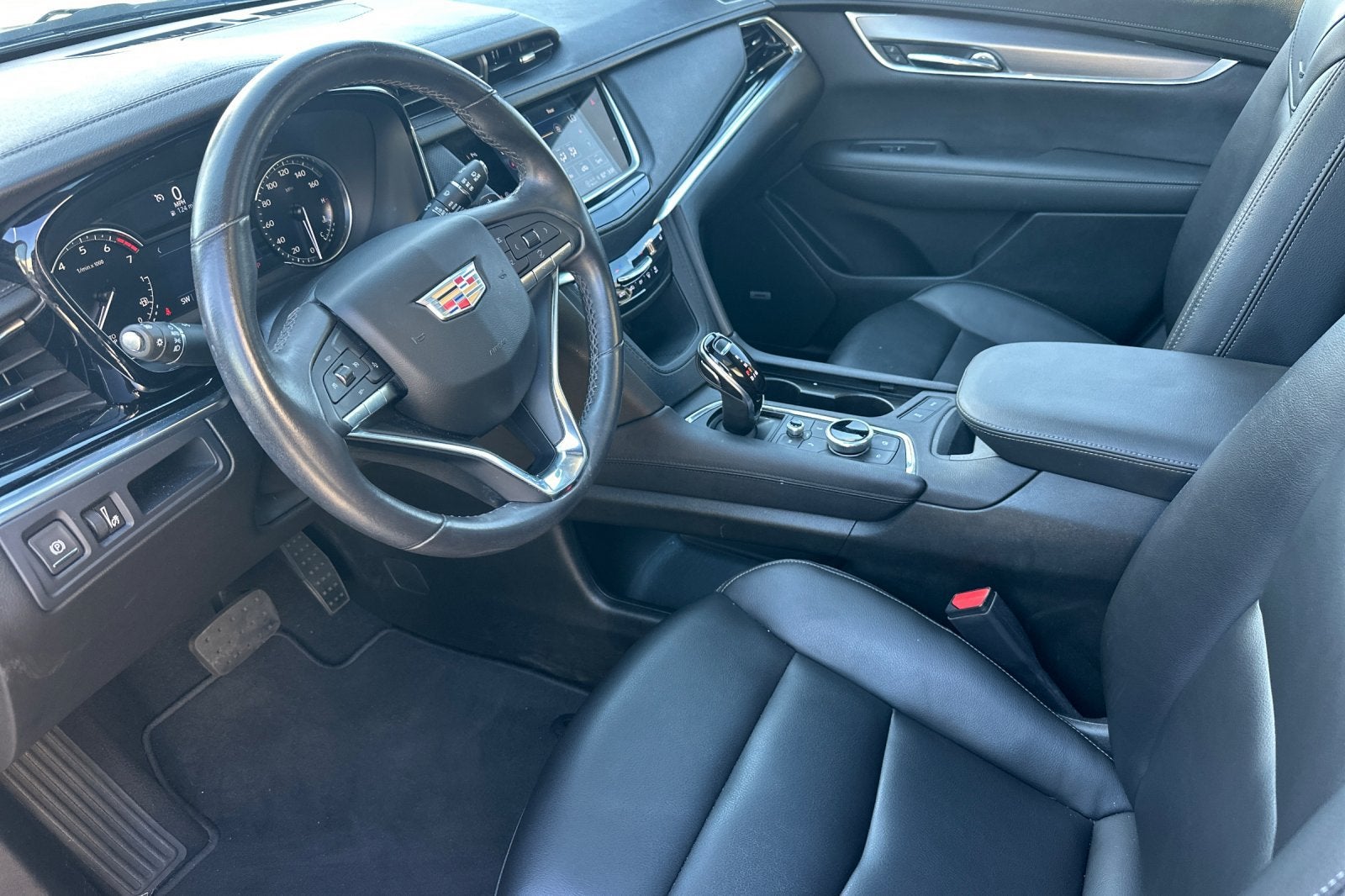 2024 Cadillac XT6 Luxury