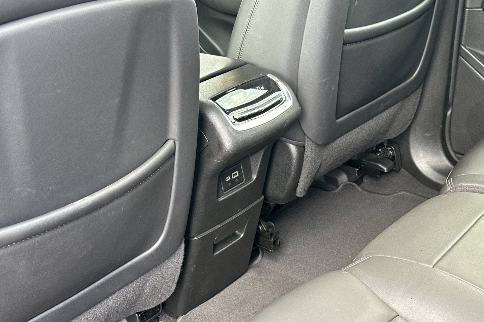 2023 Cadillac XT6 FWD Premium Luxury