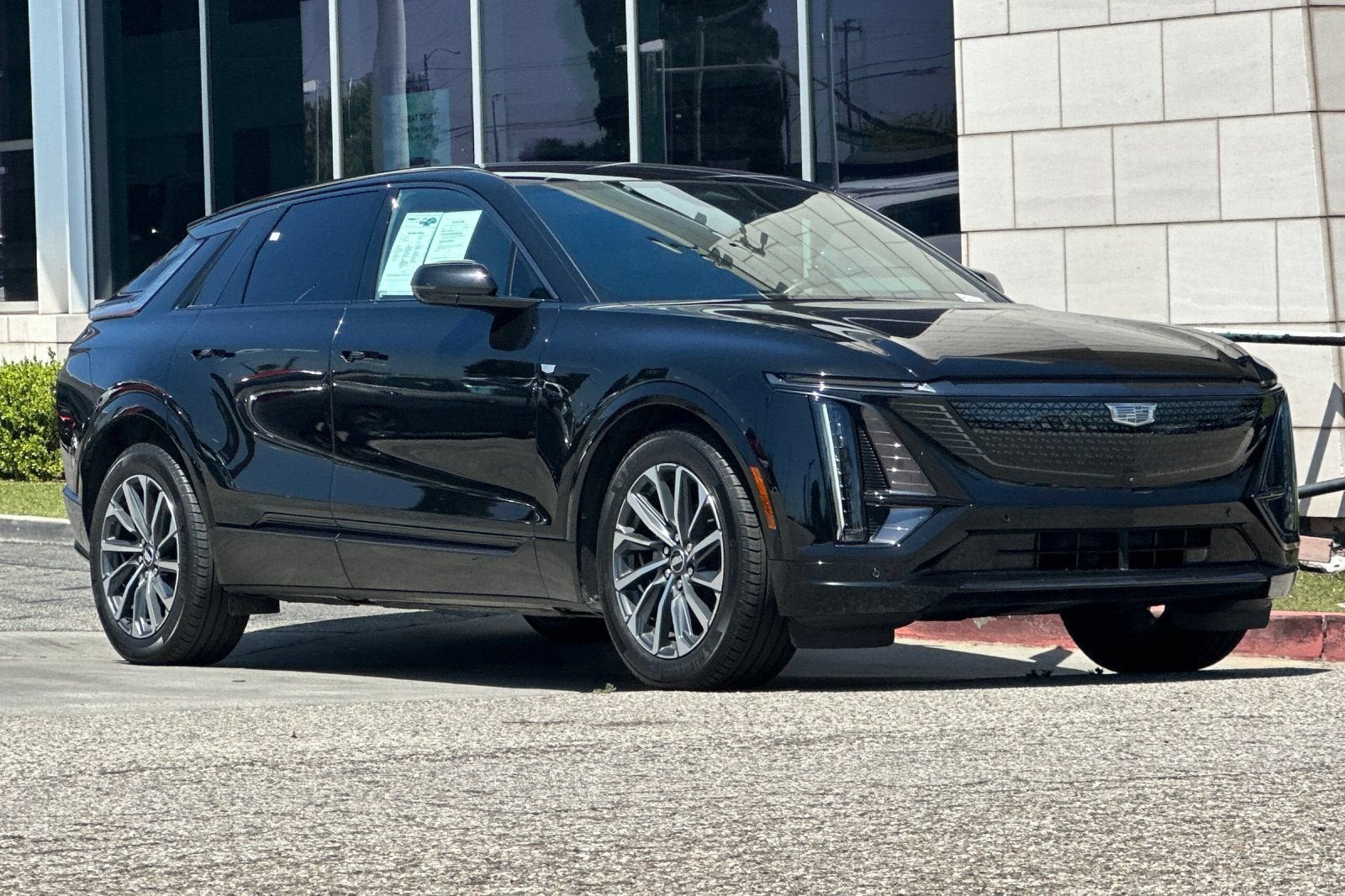 Used 2024 Cadillac LYRIQ Sport 1 with VIN 1GYKPTRK5RZ136900 for sale in Torrance, CA