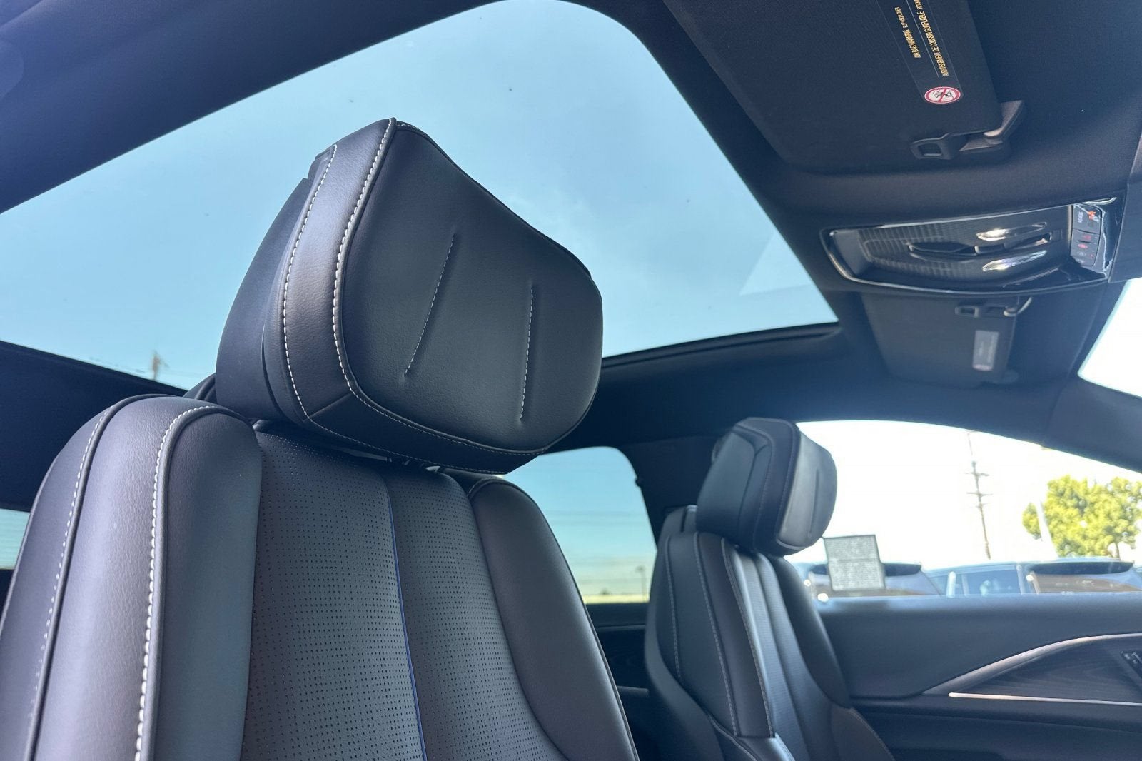 2024 Cadillac LYRIQ Sport 1