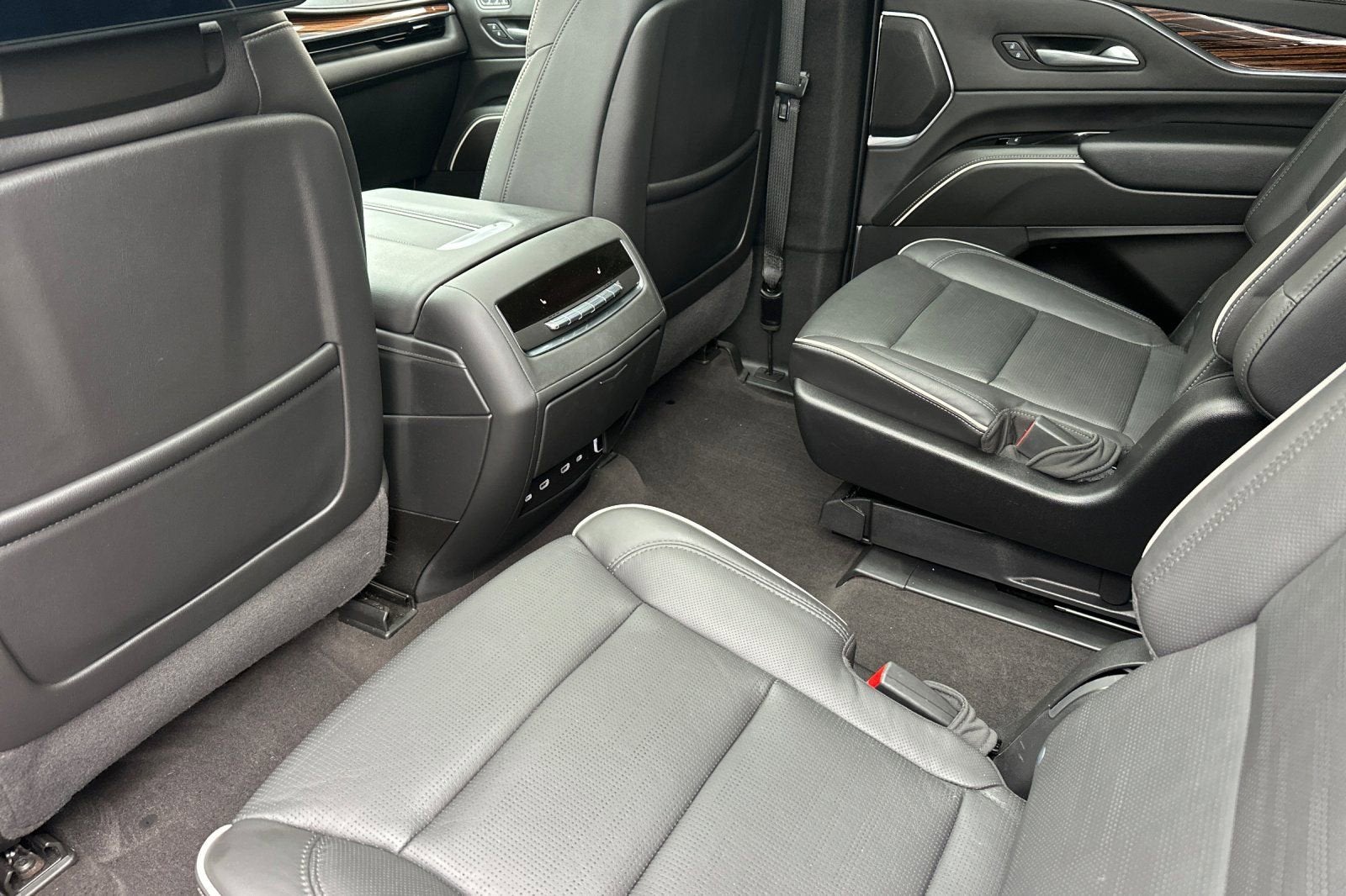 2024 Cadillac Escalade ESV Premium Luxury