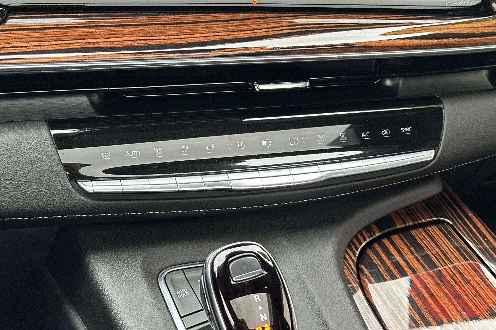 2024 Cadillac Escalade ESV Premium Luxury