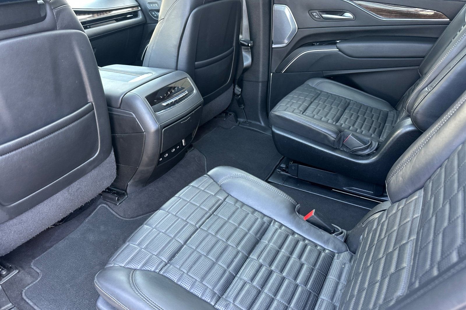 2024 Cadillac Escalade ESV Sport Platinum