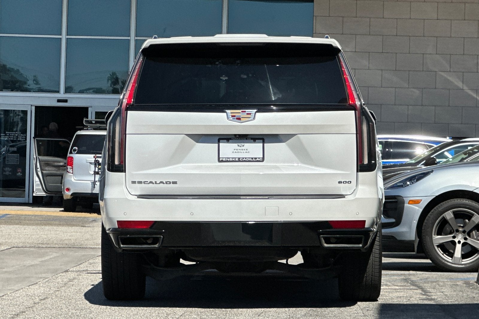 2023 Cadillac Escalade ESV Sport Platinum