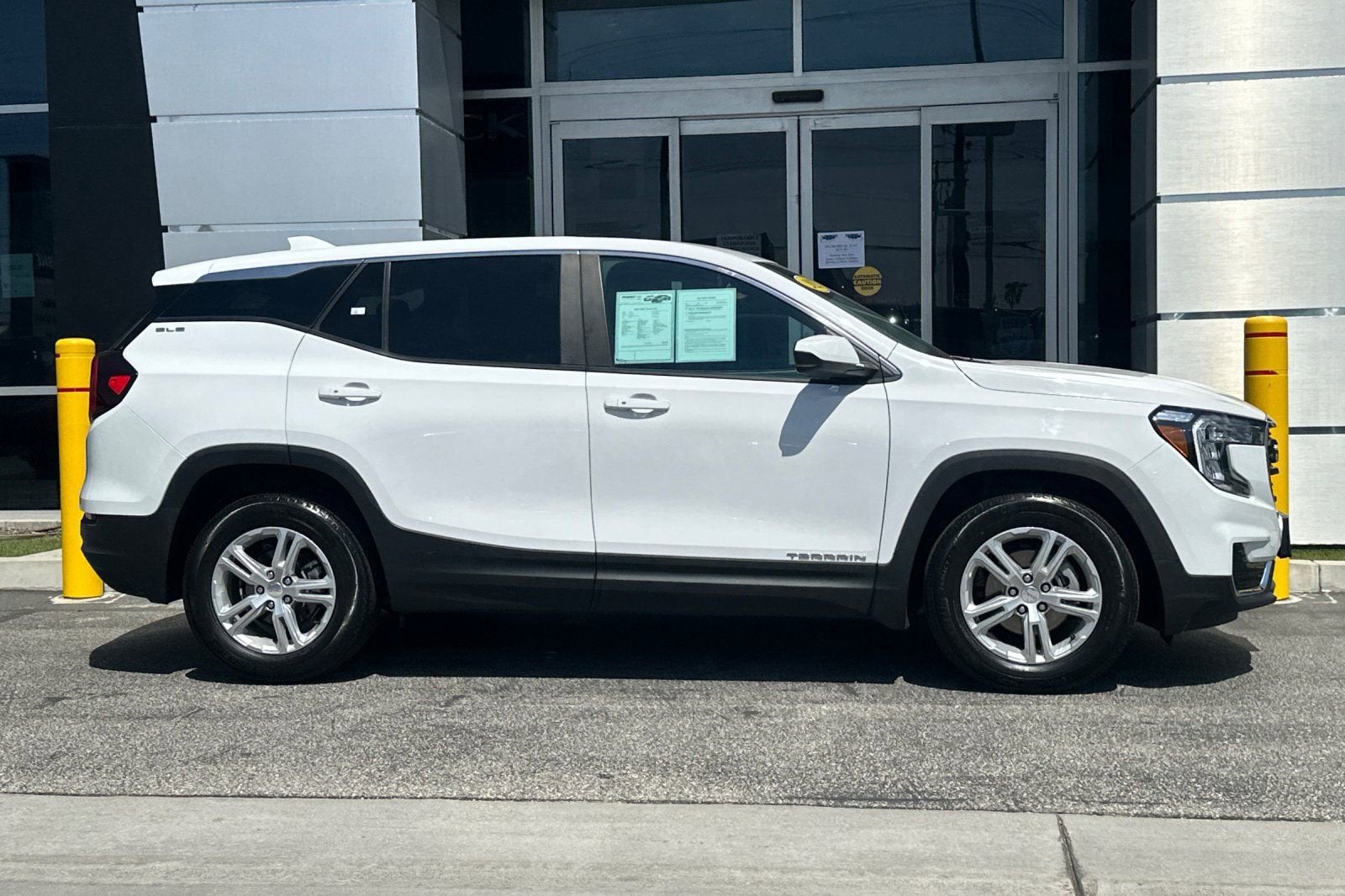 2023 GMC Terrain SLE