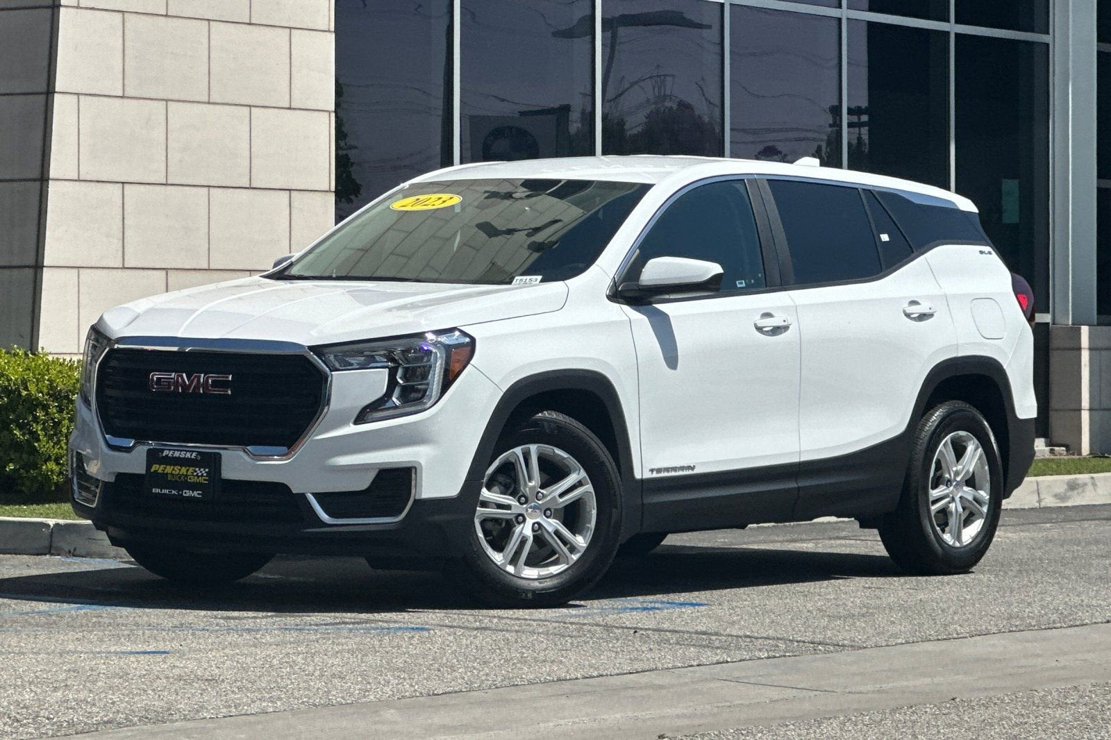 2023 GMC Terrain SLE