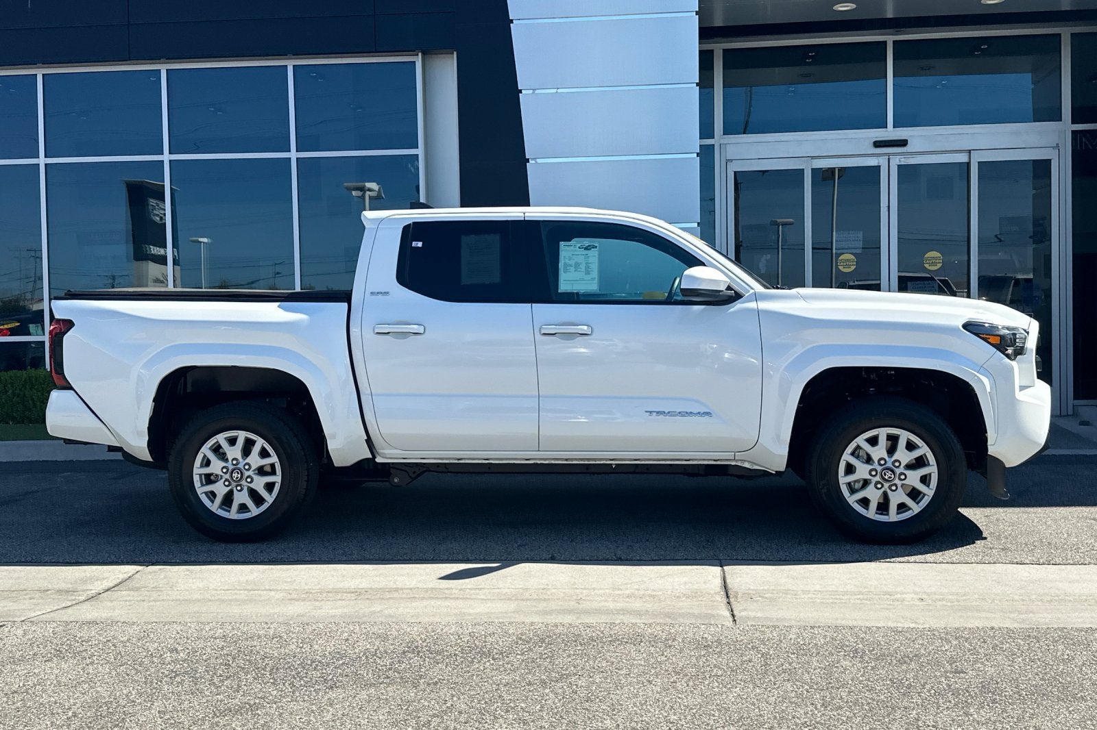 2026 Toyota Tacoma 4WD SR5