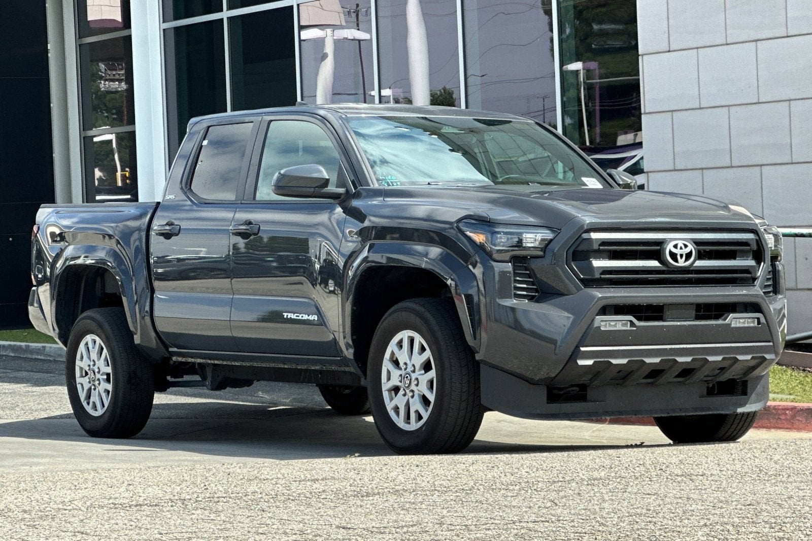 2025 Toyota Tacoma 4WD SR