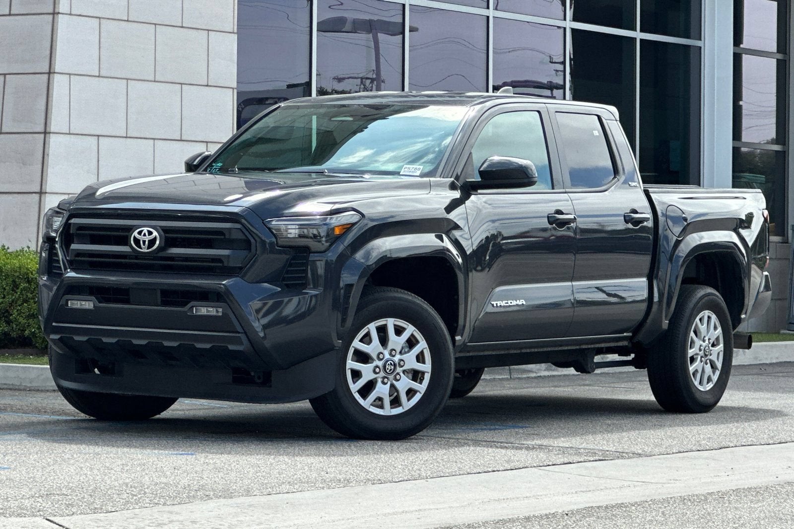 2025 Toyota Tacoma 4WD SR