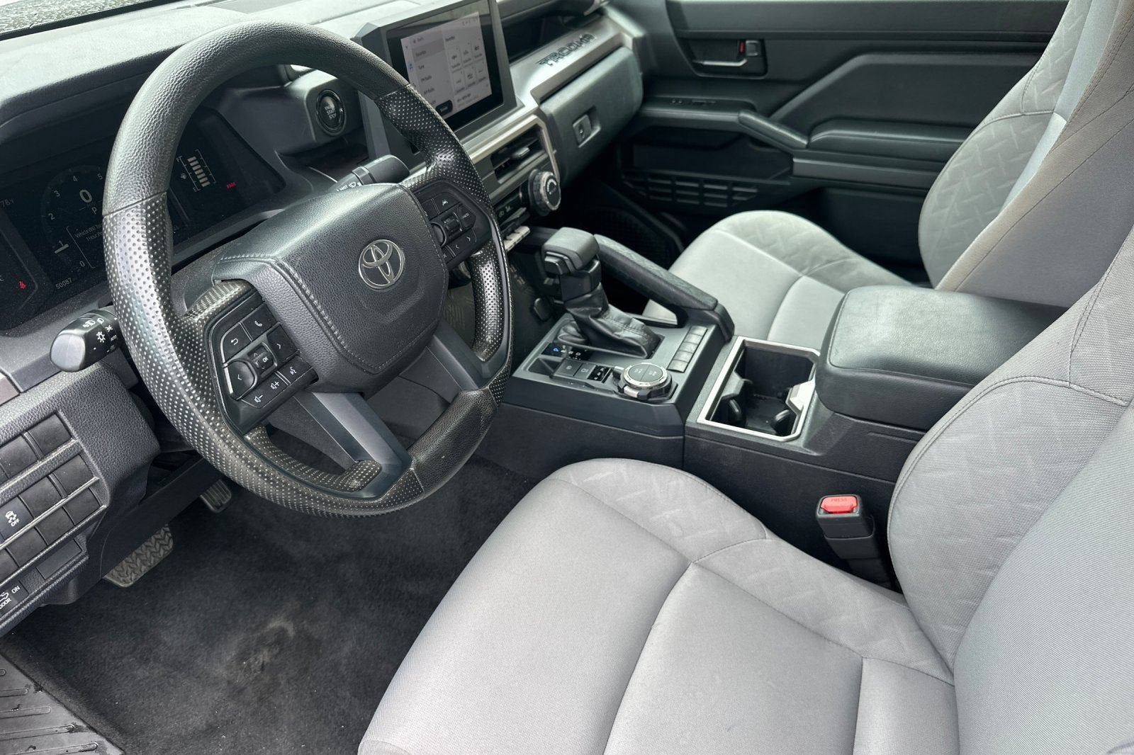 2024 Toyota Tacoma 4WD SR5