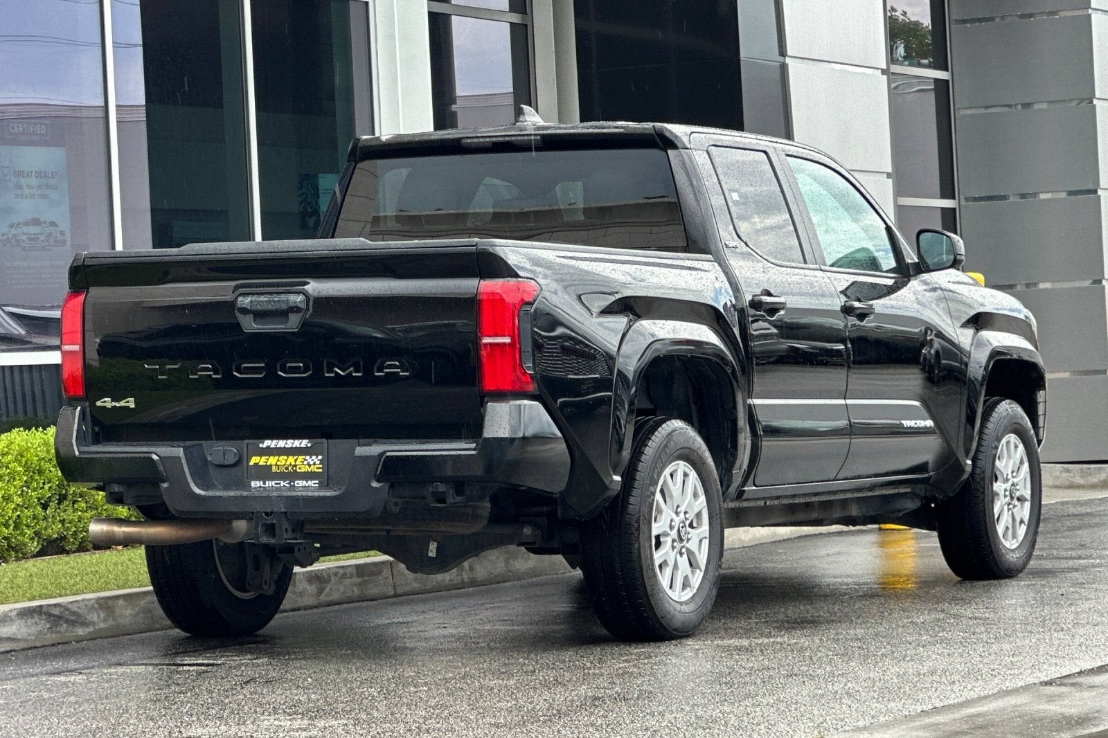 2024 Toyota Tacoma 4WD SR5