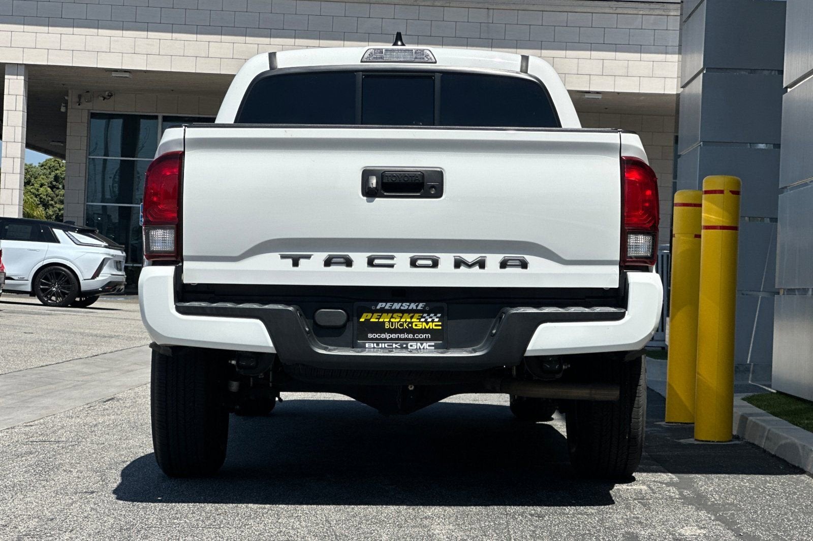 2022 Toyota Tacoma SR