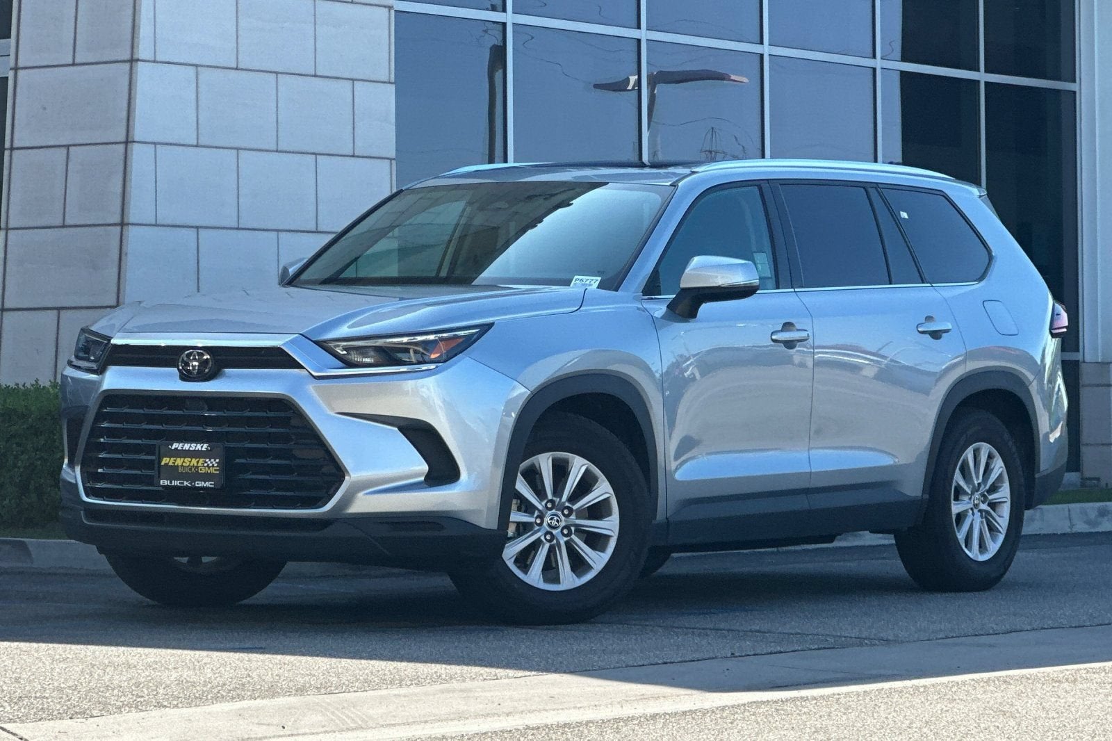 2025 Toyota Grand Highlander XLE