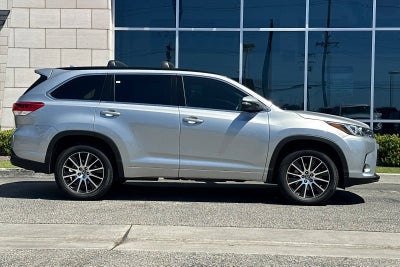 2018 Toyota Highlander SE