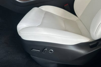 2023 Tesla Model X Base