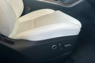 2023 Tesla Model X Base